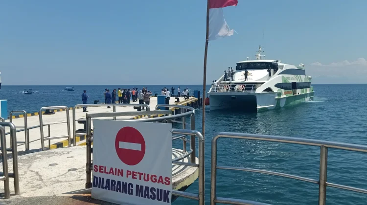 Pelabuhan Senggigi Hadirkan Tiket Digital, Tingkatkan Layanan Penyeberangan