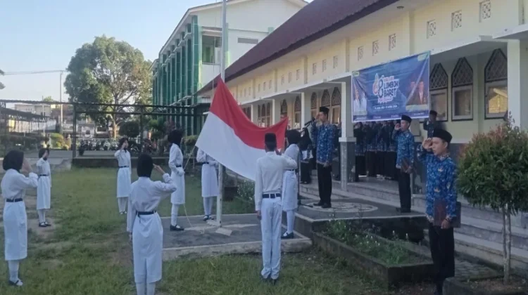 MTs Negeri 2 Lombok Barat Kobarkan Pacu Begawaian