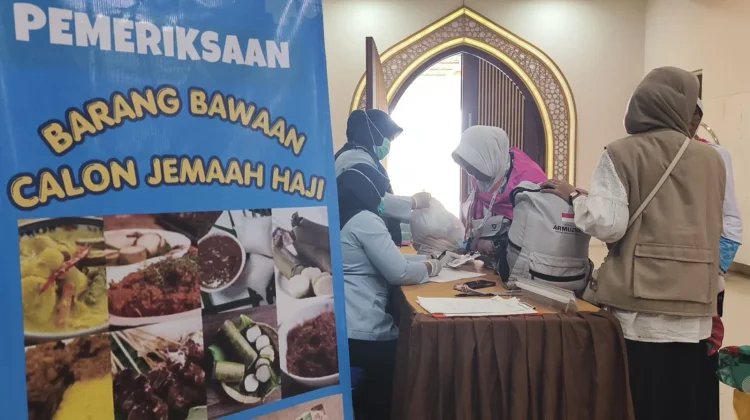 Pemeriksaan Ketat Barang Jemaah Haji, BKK Mataram Sita Makanan Mudah Basi