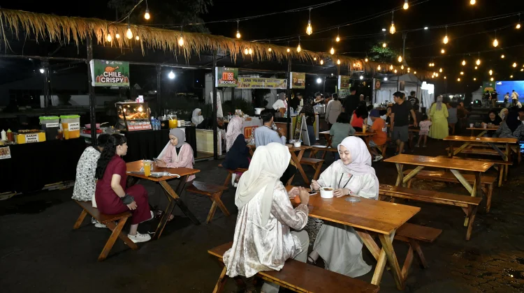Friday Relax Bank NTB Syariah Hidupkan Ruang Publik dan Tumbuhkan UMKM