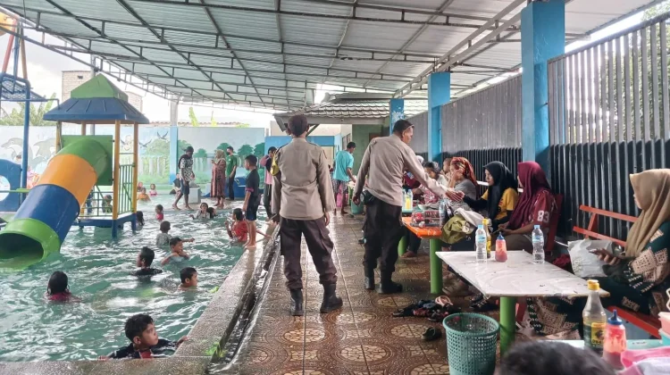 Simultan Patroli Dua Polsek Polres Bima Perkuat Pengamanan Wisata di Akhir Pekan