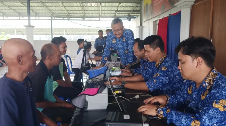Dukcapil Lobar Pulihkan Identitas Warga Binaan Demi Akses Layanan Kesehatan