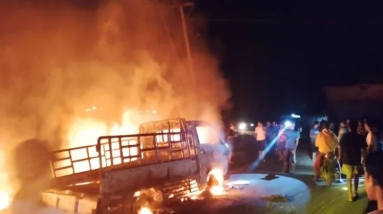 Pick Up Bermuatan 2.000 Liter BBM Subsidi, Terbakar di Dompu