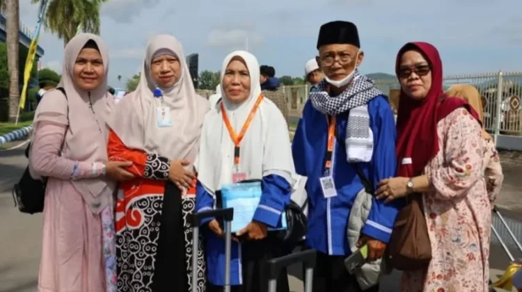 Ummi UNA Ingatkan Tiga Hal Penting saat Berhaji