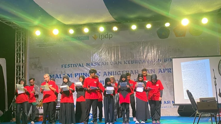 Krisis Ingatan Sejarah, Pemuda Bima Ditempa Baca Manuskrip