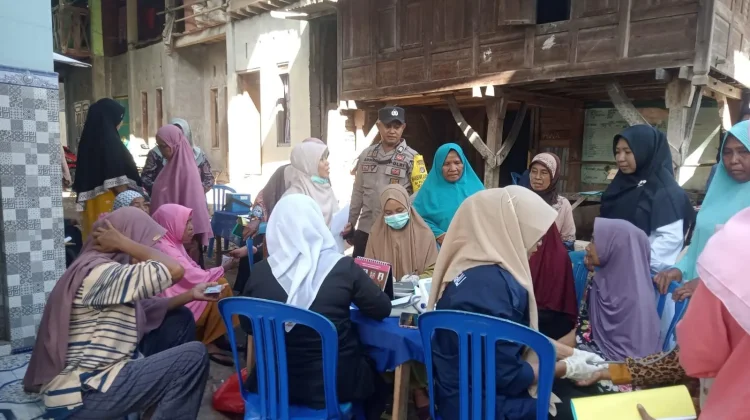 Polisi Hadir di tengah Layanan Kesehatan, Posyandu Berlangsung Aman