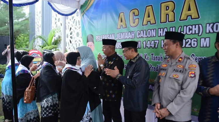 228 Calon Jemaah Haji Kota Bima Dilepas