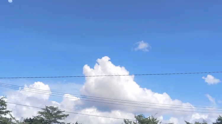 Potensi Hujan Mulai Siang Dibeberapa Wilayah