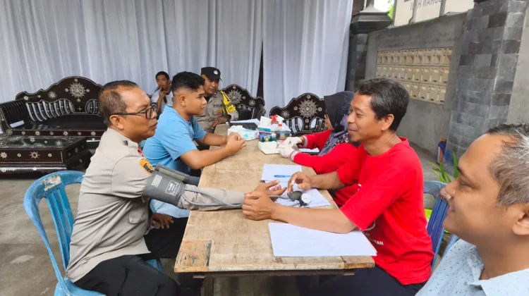 Peringati May Day, Karyawan SPPG di Labuhan Haji Gelar Donor Darah