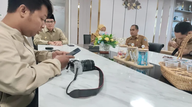 Pemkab Loteng Perkuat Perlindungan dan Pelatihan Tenaga Kerja