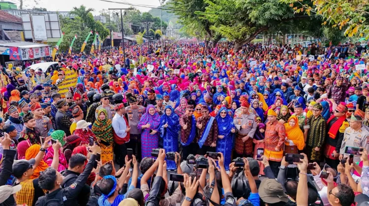 Selama Festival Rimpu Mantika 2026, Perputaran Ekonomi Cukup Besar