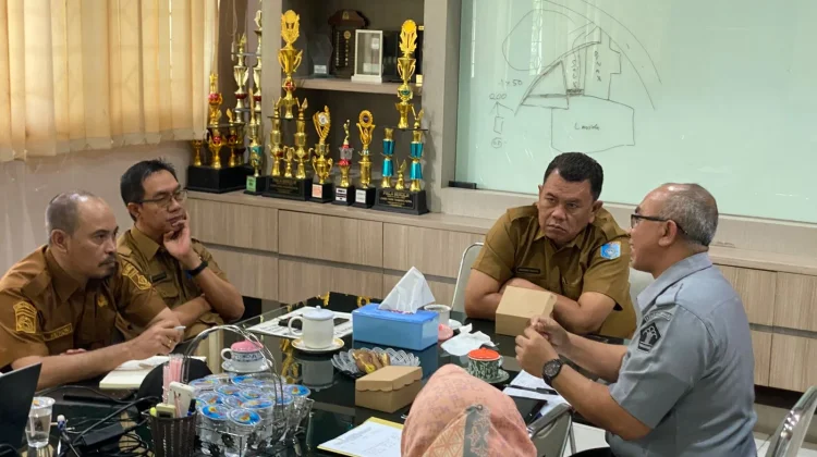 Kemenkum NTB  Berikan Pandangan dari Aspek Hukum dalam Rapat Pengadaan Tanah