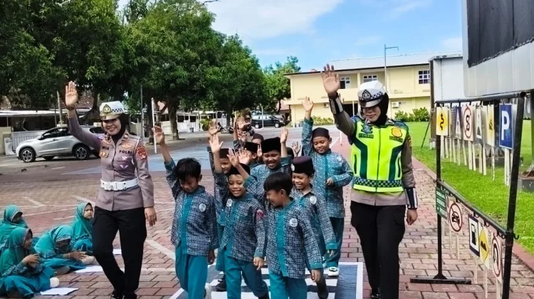 Dit Lantas Polda NTB Gelar Edukasi Lalu Lintas dan Perlindungan Anak Usia Dini