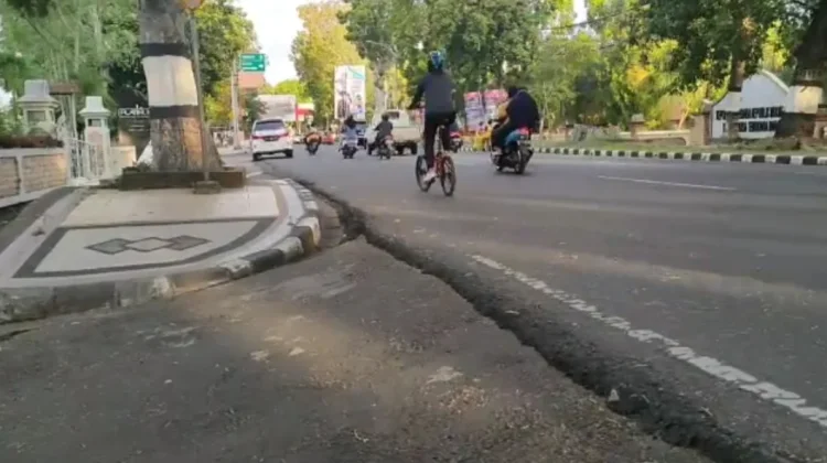 Jalan Langko Mataram Ramai, Jadi Pusat Mobilitas Warga