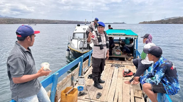 Satpolairud Polres Bima Sisir Teluk Bima, Pantau BBM Subsidi hingga Amankan Pantai