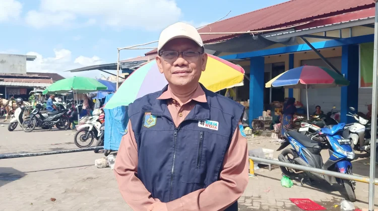 Disdag Lobar Sidak Pasar Kediri Temukan Lonjakan Harga Minyak dan Daging Ayam