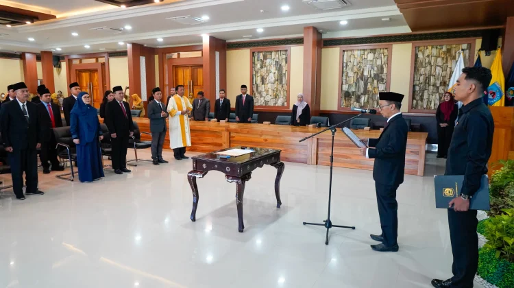 Lantik 35 Pejabat Fungsional, Sekda NTB Dorong ASN Kerja Cepat dan Adaptif