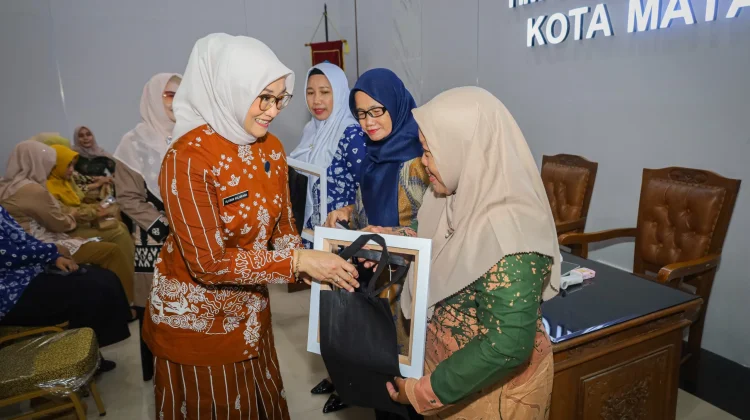PKK Mataram Dorong Batik Lokal Jadi Identitas Daerah