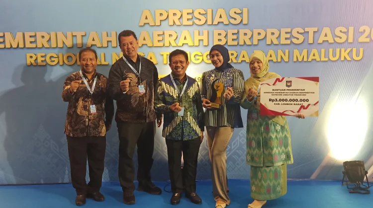 Lobar Raih Penghargaan Creative Financing Terbaik Wilayah Timur Indonesia