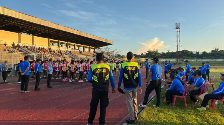 Biddokkes Polda NTB Siaga di GOR Turide, Pastikan Peserta Tes Jasmani Akpol Aman