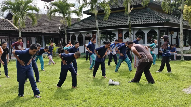 Pramuka Jadi Sarana Pembentukan Karakter Anak Binaan di LPKA Lombok Tengah