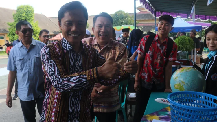 Acara Gelar Karya SMKN 1 Lingsar Jadi Wujud Deep Learning Siswa