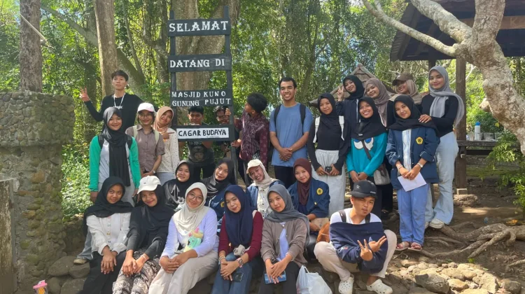 Generasi Muda Diajak Peduli Lingkungan dan Warisan Budaya