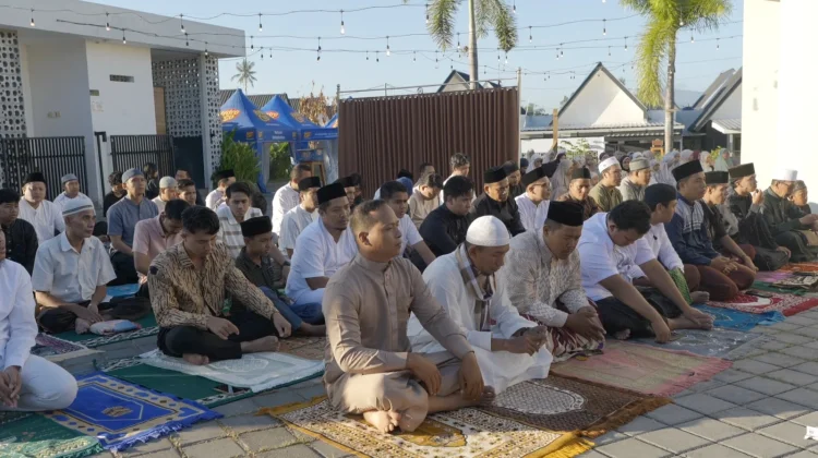 Salat Id Perdana Warga Melanesia Diwarnai Kurban Sapi dan Tujuh Kambing