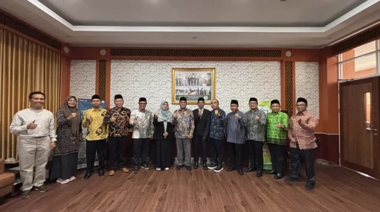 Rektor UIN Mataram Lantik Kepala Bagian Fakultas Syariah dan FEBI