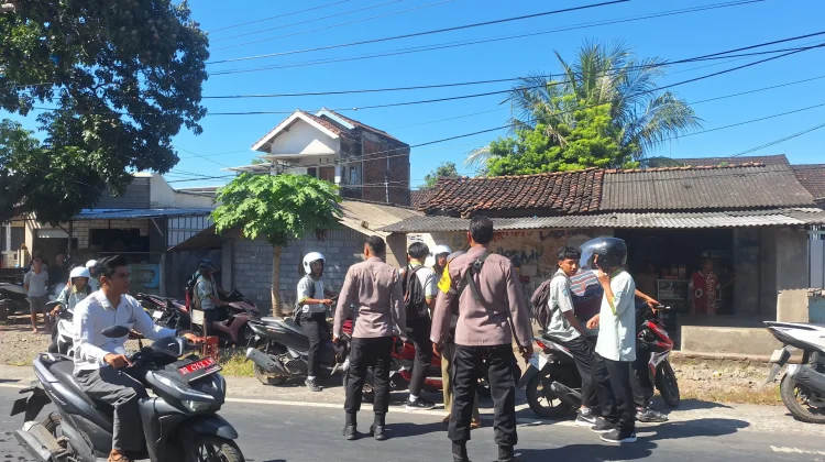 Kepolisian Bubarkan Sekelompok Pelajar yang Diduga Akan Tawuran di Keruak