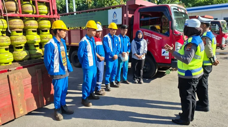 Sopir Truk Pengangkut Elpiji Diberikan Sosialisasi Keselamatan