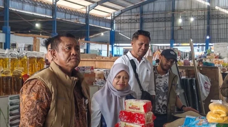 BULOG Salurkan Ribuan Ton Beras SPHP untuk Tekan Harga