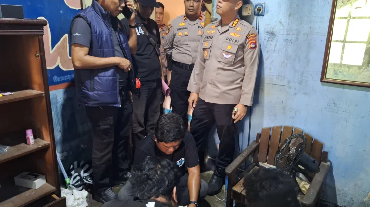 Ayah, Ibu, dan Anak Terjaring Operasi Narkoba di Kampung Bugis