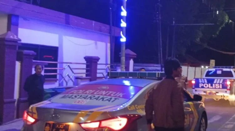 Pamapta Polres Bima Kota Bubarkan Aksi Balap Liar di Depan Kantor Wali Kota Bima