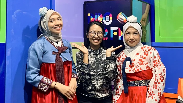 Mencoba Hanbok, Cara Seru Mengenal Tradisi Korea Lebih Dekat