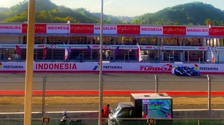 Serunya Sensasi Nonton Balap Mobil di Mandalika, Gratis dan Ramah Keluarga