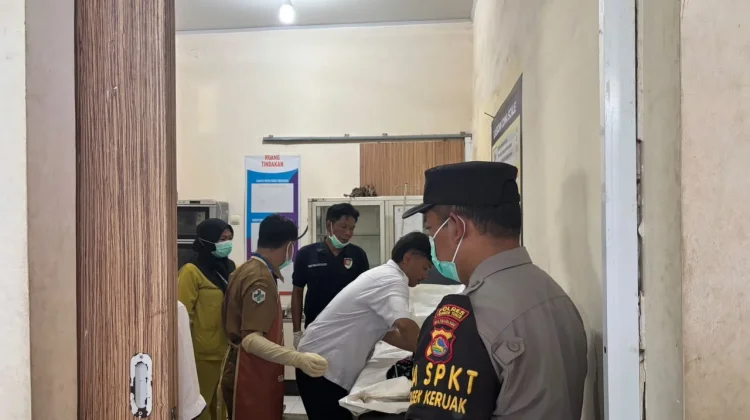 Mayat Bayi Ditemukan Mengambang di Saluran Irigasi Desa Pijot