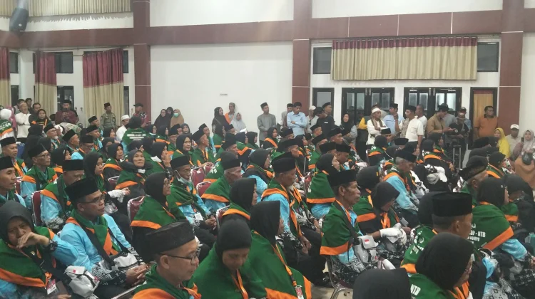 138 Jemaah Haji Dompu Tiba, Satu Jamaah Masih Dirawat di Arab Saudi