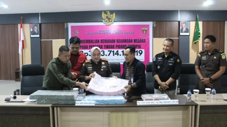 Kejari Lombok Tengah Setor Rp3,1 Miliar Uang Rampasan Korupsi ke Kas Negara