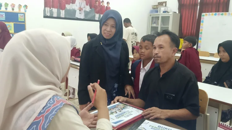 SRD 4 Lombok Barat Gelar Kenaikan Kelas Perdana dengan Pendampingan Orang Tua