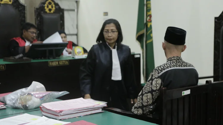 WN Prancis Dituntut 3 Tahun Penjara dalam Kasus Kepemilikan Sabu 0,27 Gram