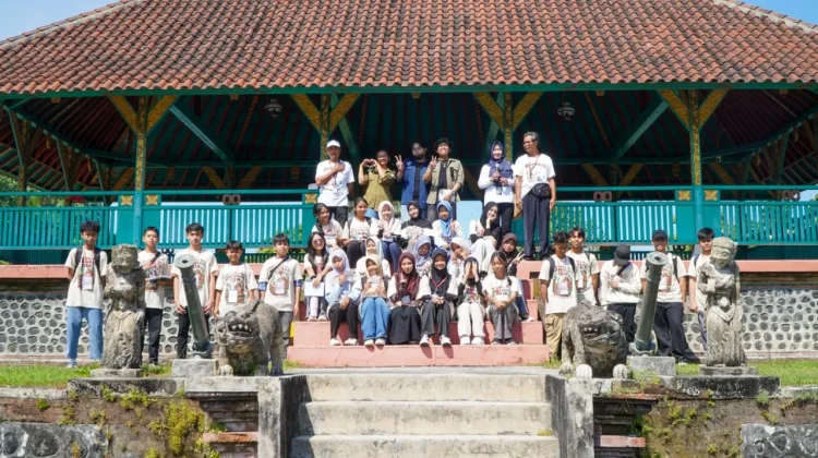 Puluhan Siswa di NTB Belajar Sejarah dan Cagar Budaya lewat Arkeologi Cilik