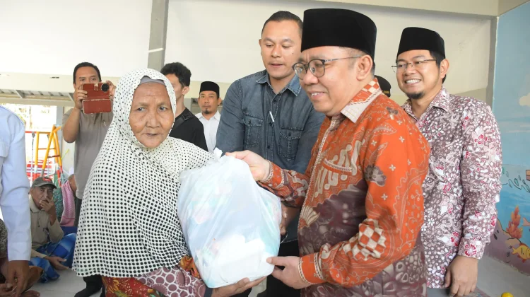 Bupati Najmul Ajak Perusahaan Ikuti Langkah PLN Peduli Masyarakat