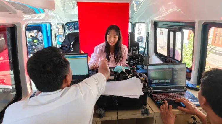Tak Perlu ke Kantor Disdukcapil, Warga Bentek Dilayani Langsung di Desa