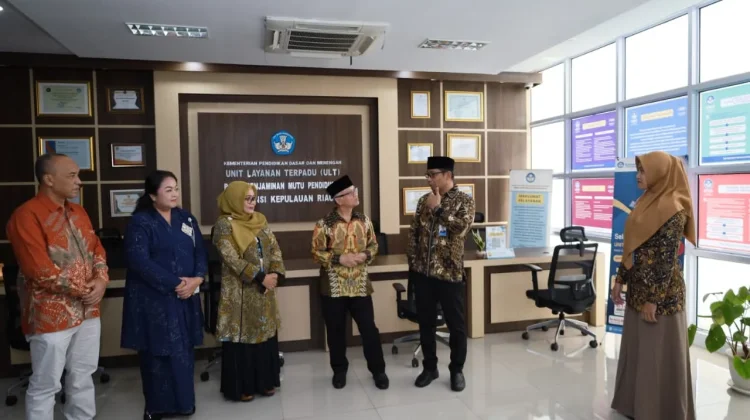 Wamendikdasmen Dorong Inovasi Layanan Pendidikan untuk Wilayah Kepulauan
