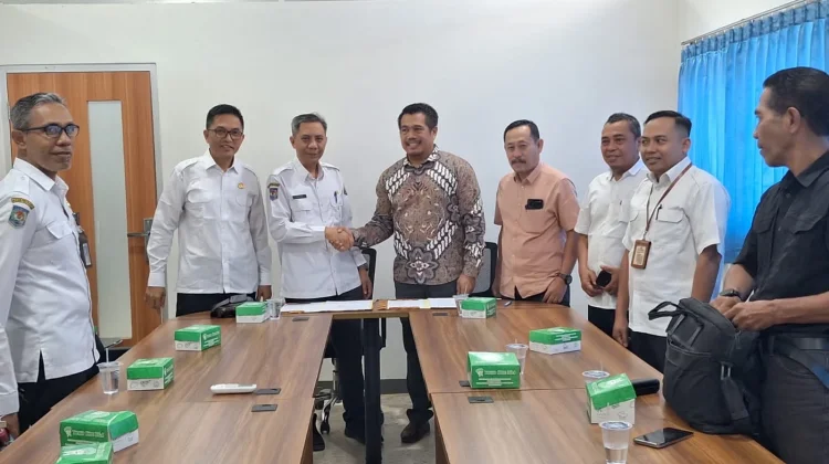 Pulihkan Ekosistem Hutan, DLH NTB-Sumbawa Bersinergi