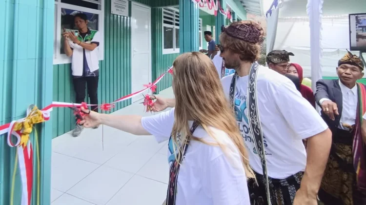 Kolaborasi Internasional Sulap 263 Ton Sampah Jadi Sekolah Tahan Gempa di NTB