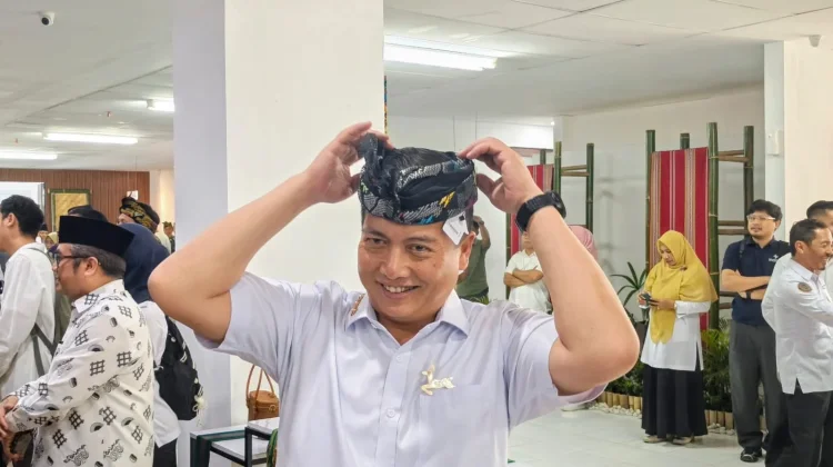 Gubernur Iqbal Angkat Bicara Soal Sewa Mobil Listrik Dilaporkan ke Kejati NTB