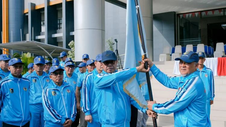 Bupati Lepas kontingen Porprov XII NTB, Lotim Targetkan Prestasi Terbaik