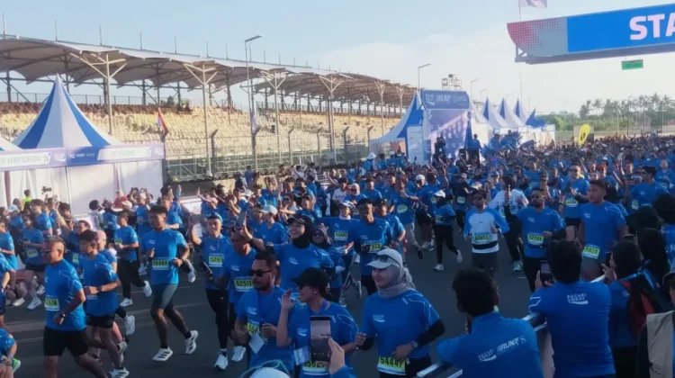 9.200 Pelari Ramaikan Pocari Sweat Run di Mandalika